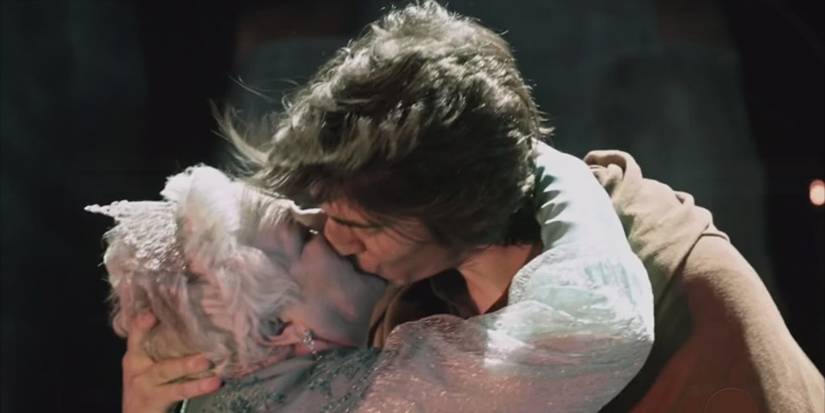 Legends of Tomorrow Tabitha Neron kissing