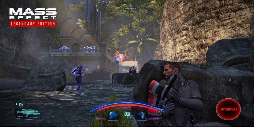 mass-effect-legendary-edition-combat-shephard-behind-rock