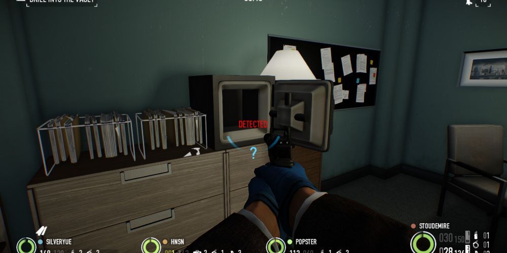 Many Valuable Items Are Found In Safes In Payday 2