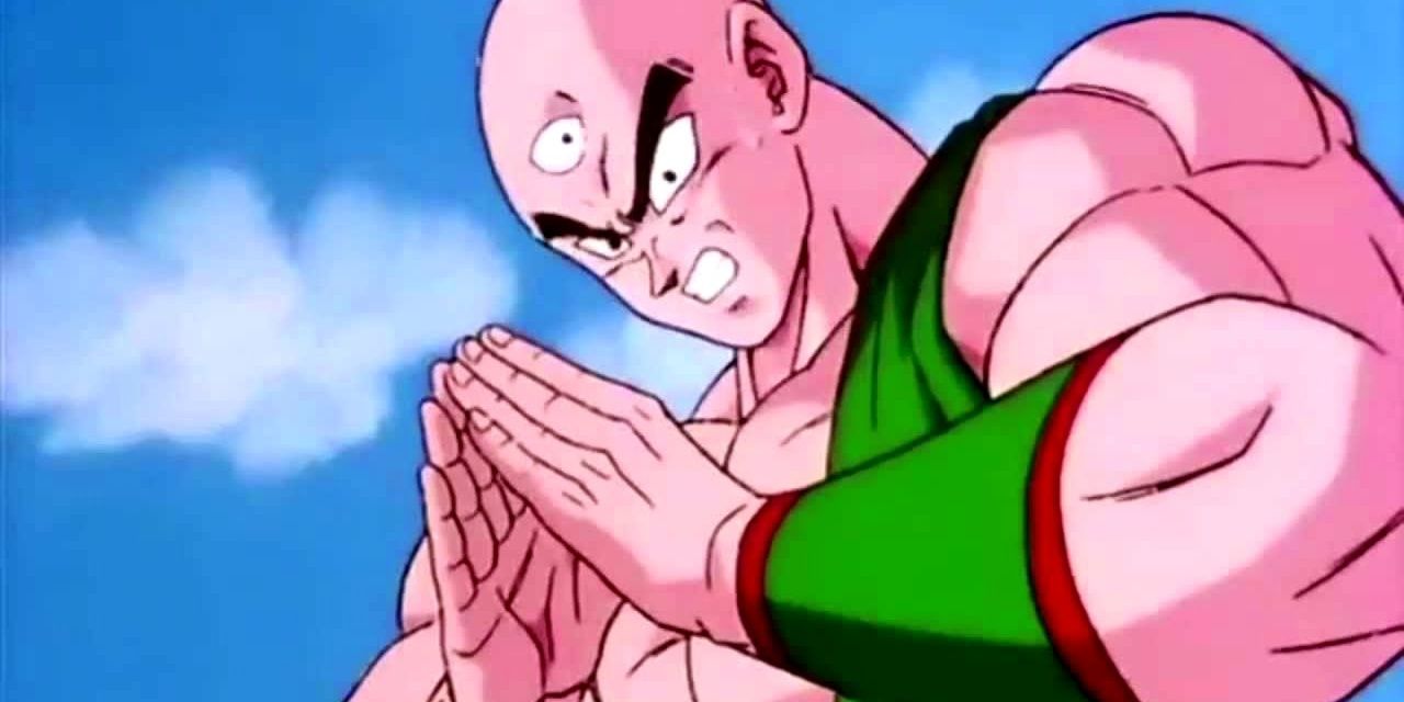 Tien aims the Tri-Beam at Cell in Dragon Ball Z