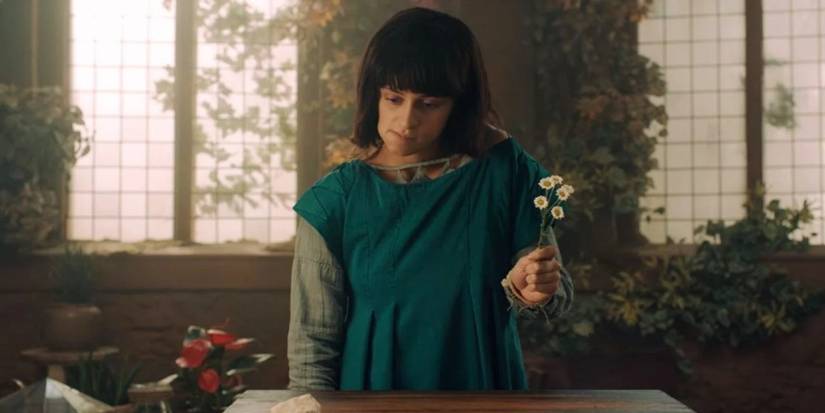 Witcher Netflix Yennefer Trying Magic