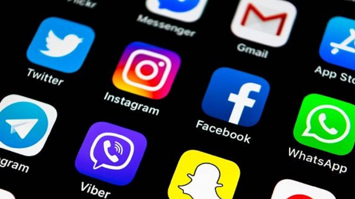 consumer spending q1 2021 32 billion