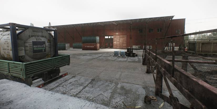 big-red Customs Tarkov