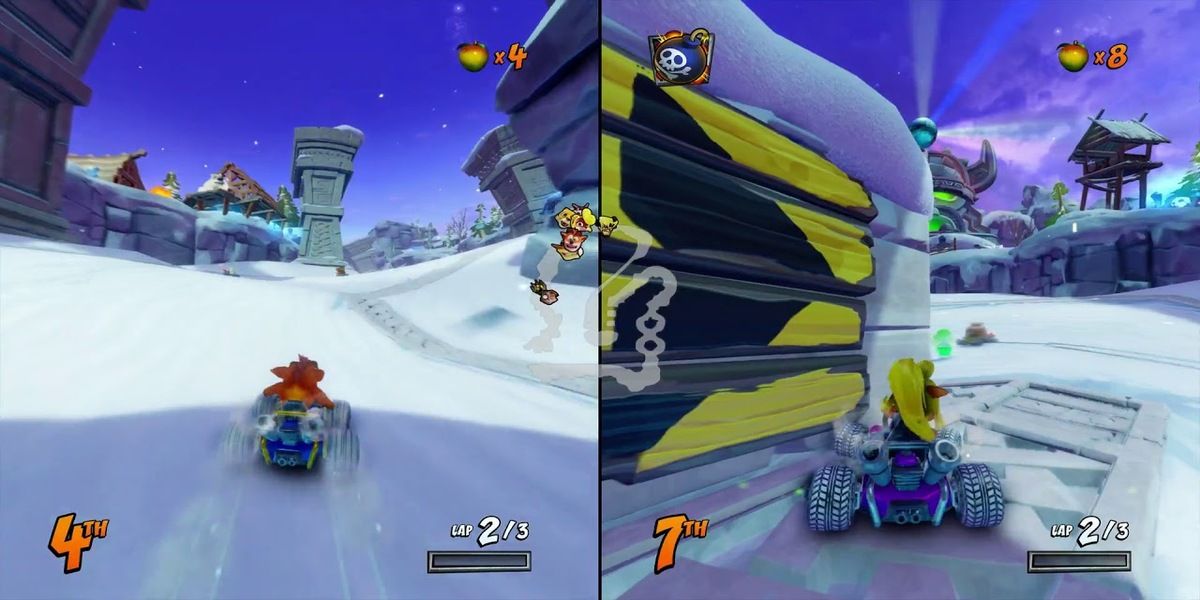Crash Team Racing Nitro-Fueled - spilt screen gameplay