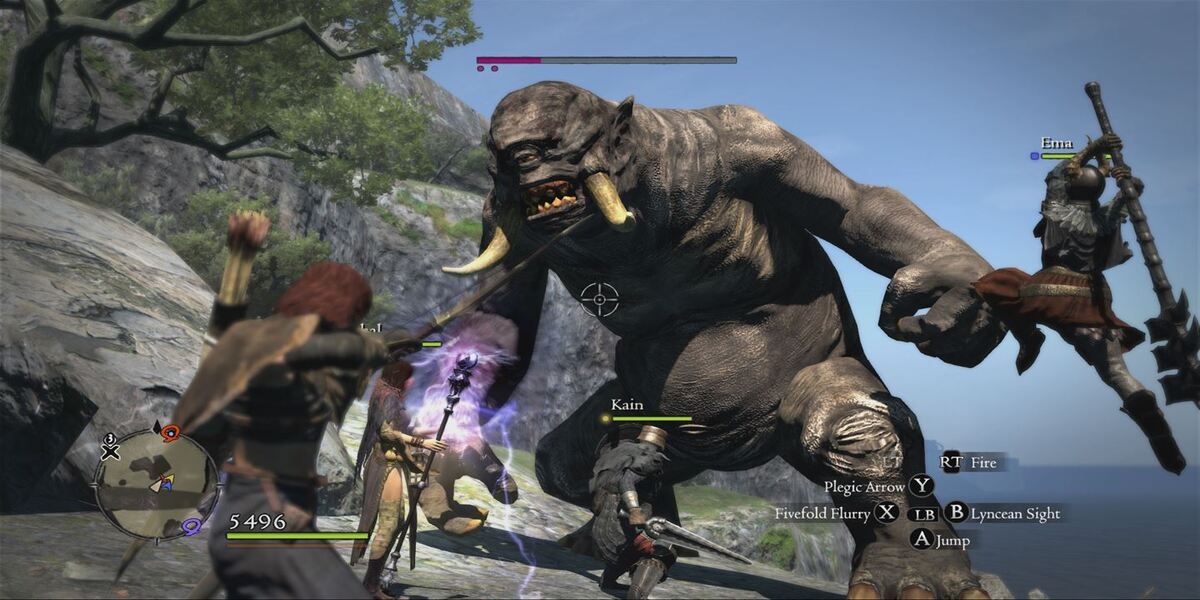 Fighting an enemy in Dragon's Dogma
