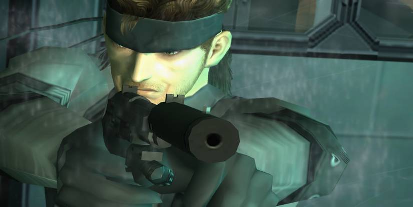 metal-gear-solid-2-snake-aiming-silenced-pistol