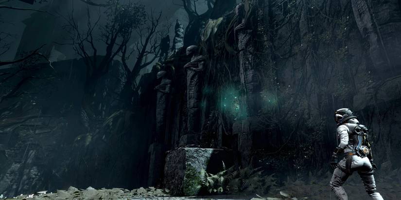 selene walking on atropos returnal