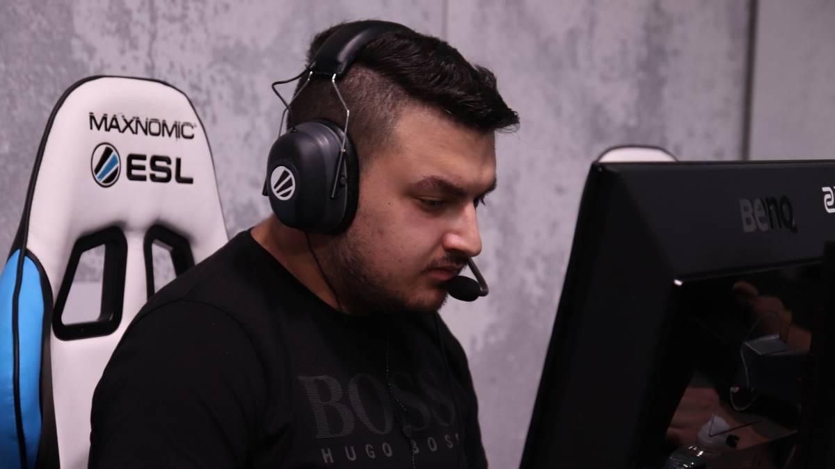 rainbow six pro next1