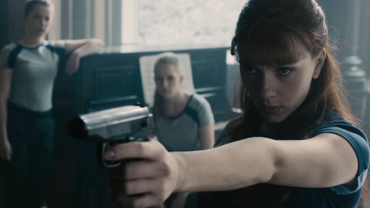 Black Widow Avengers Age Of Ultron Screenshot Of Dream Sequence Featuring Black Widow IN her Younger Years