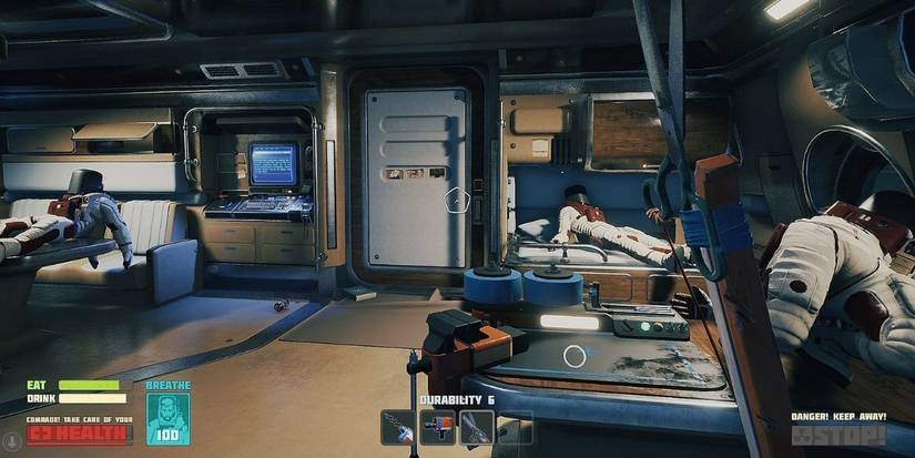 Players need to find food and water in breathedge