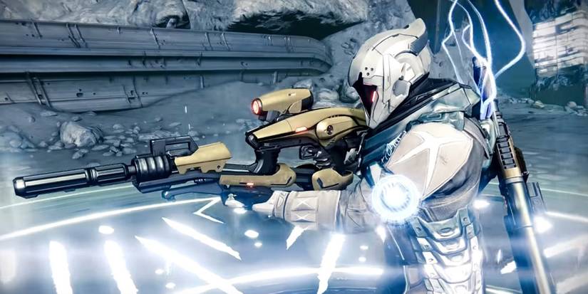 Destiny 2 Guardian Holding Vex Mythoclast