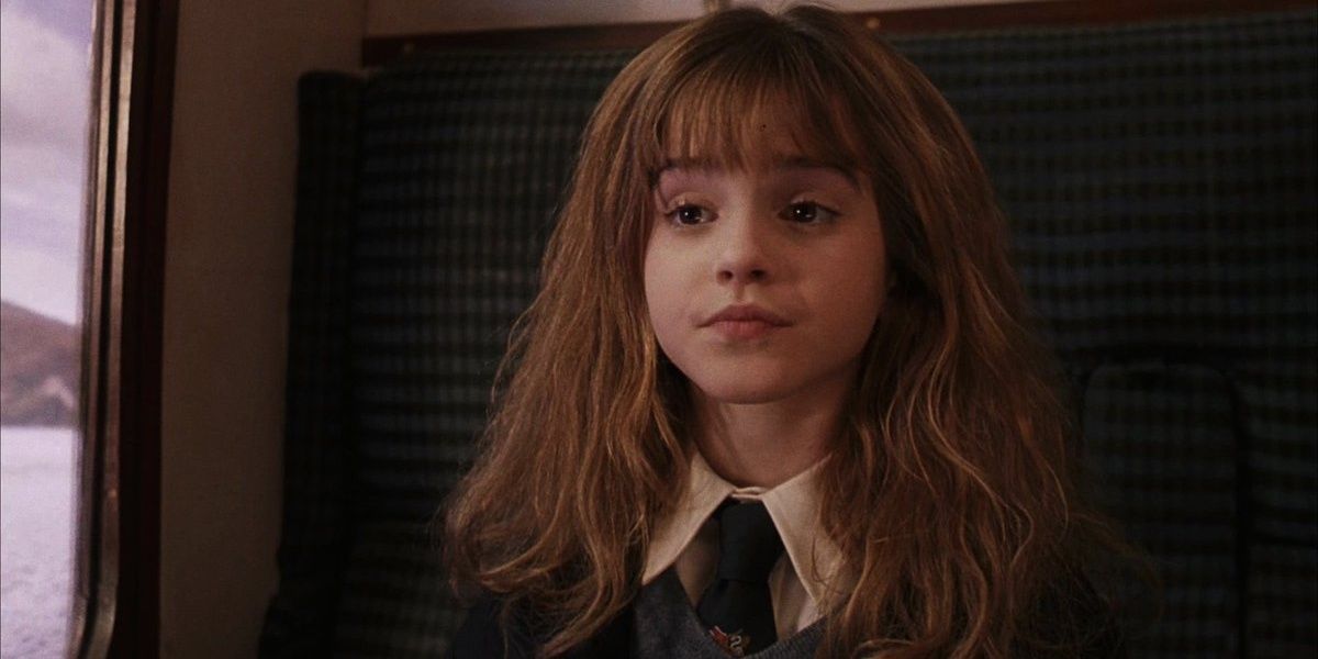 Harry Potter Hermione in the train coming to Hogwarts for the first time