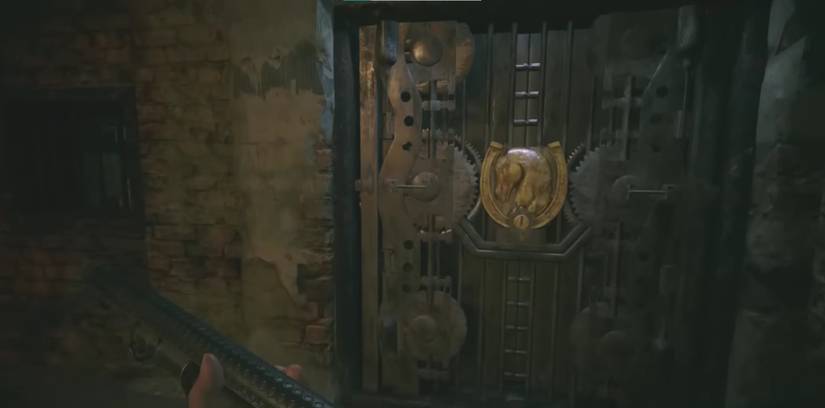 RE8-Heisenbergs-Door