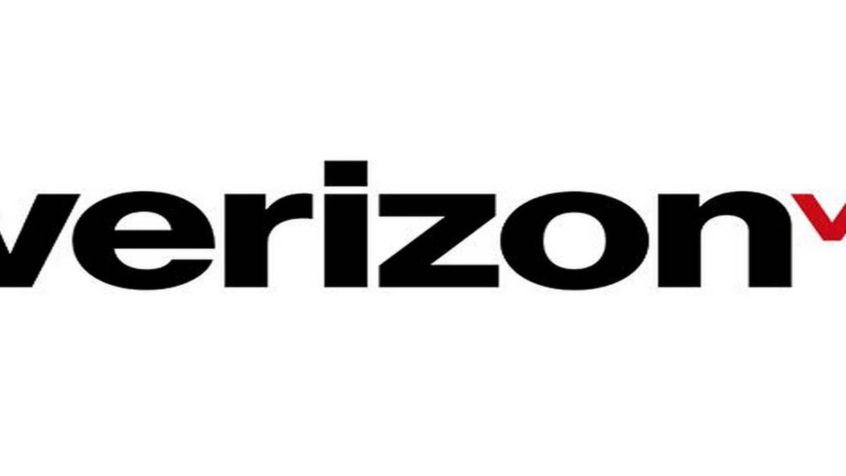 Verizon sells AOL and Yahoo