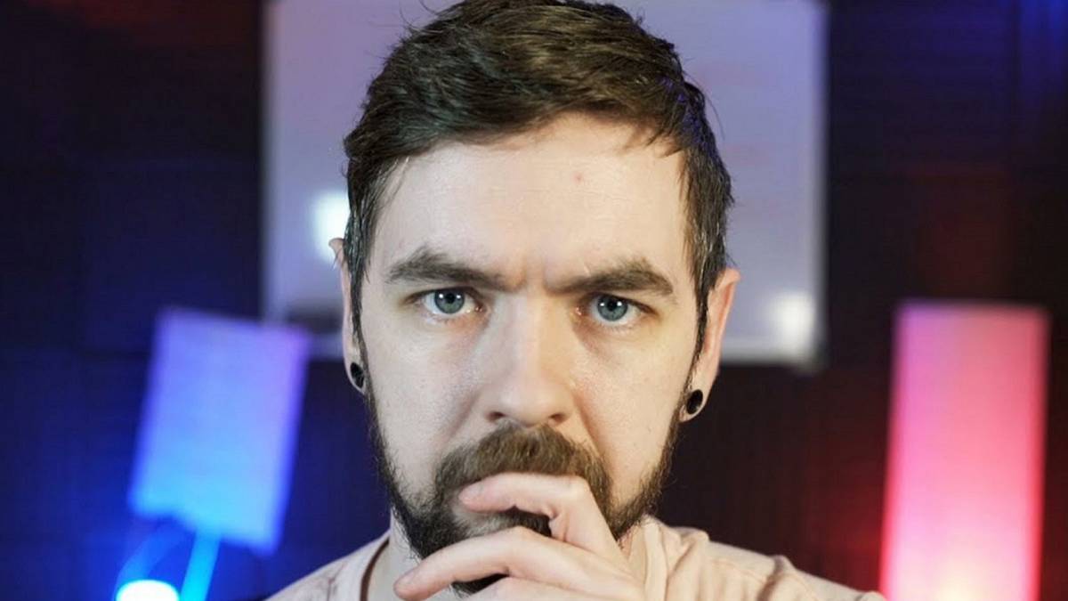 Photo of Jacksepticeye starting into the camera.