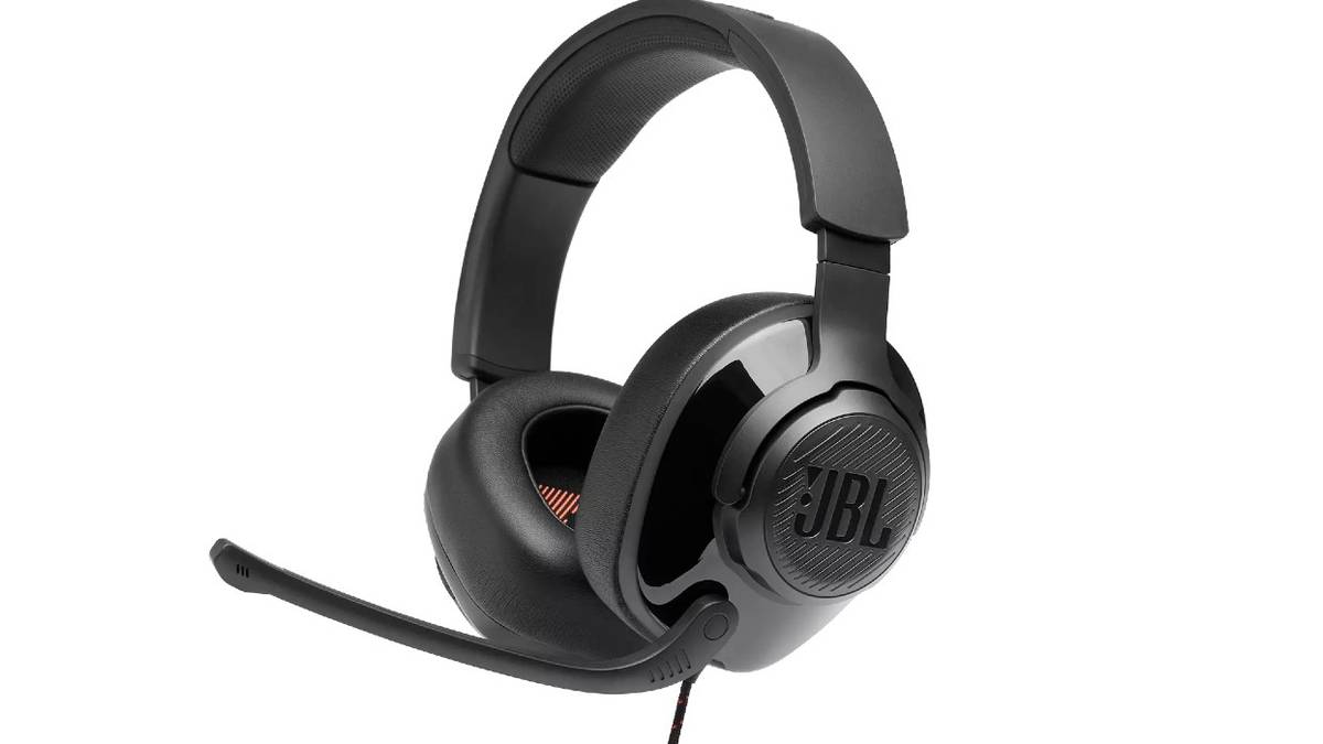 jbl quantum 300 side view