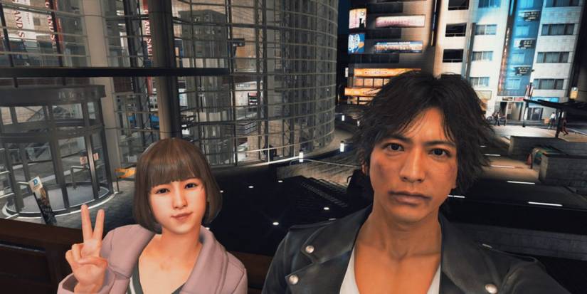 Judgment Selfie On A Date