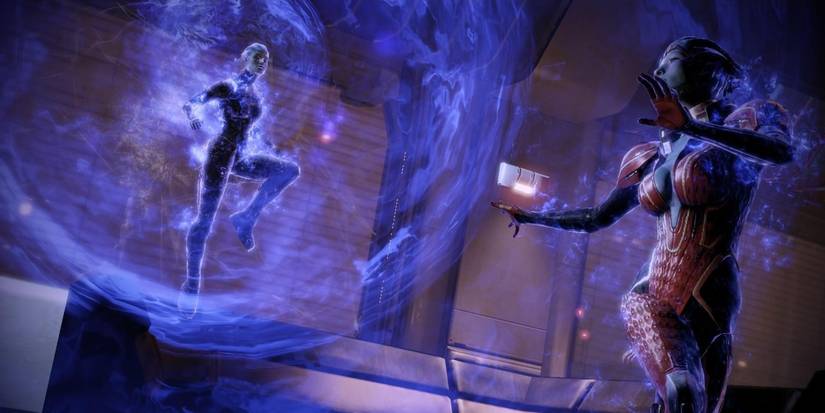 mass effect biotic or tech powers