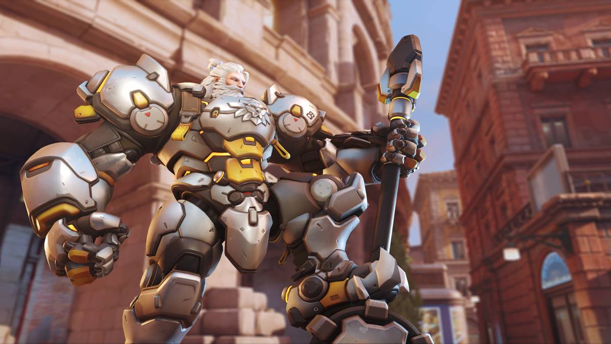 overwatch-2-reinhardt-posing-with-hammer
