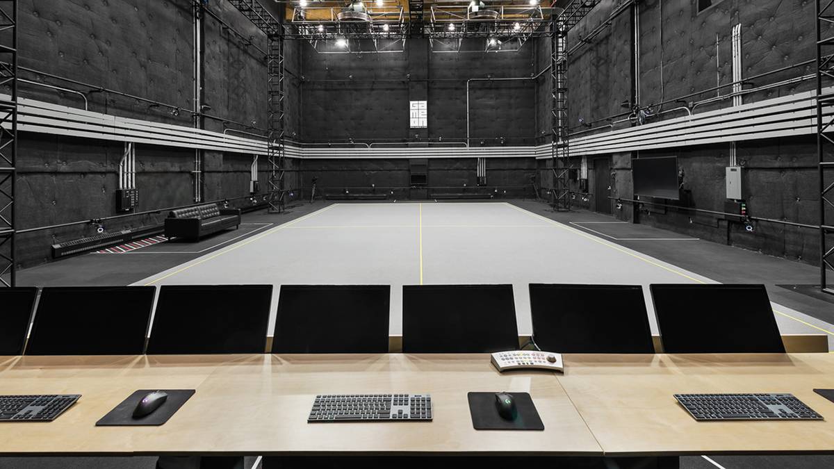 people can fly game on