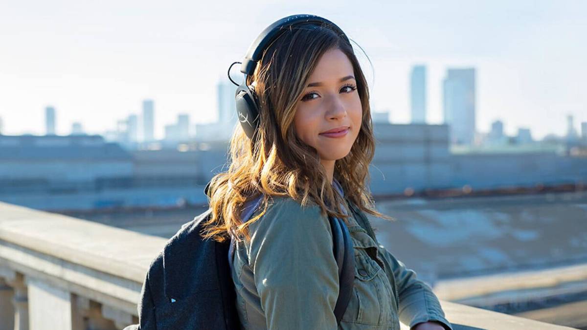 twitch pokimane photo