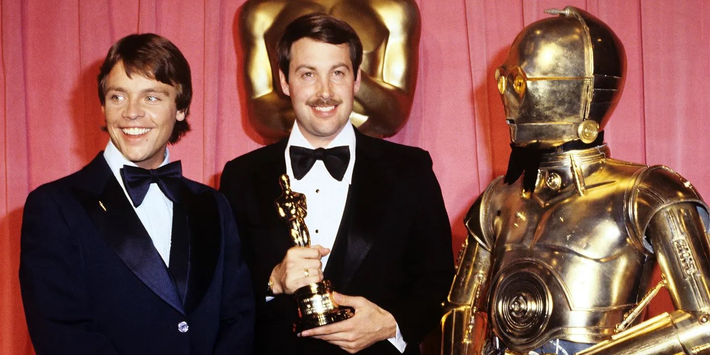 Ben Burtt with an Academy Award next to Mark Hamill and C-3PO