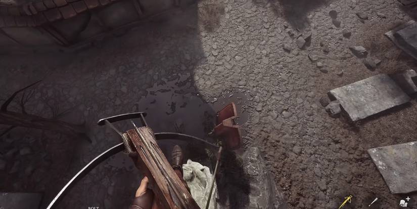 Chivalry 2 - Looking Down After Using A Shield To Climb Onto A Statue