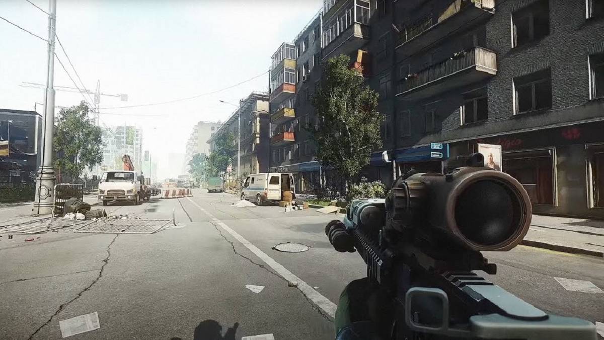 A combatant with their gun in the streets in Escape from Tarkov