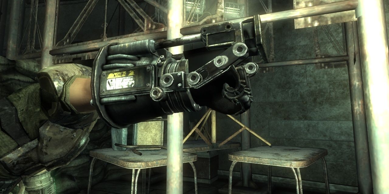 Player Using A Power Fist From Fallout 3