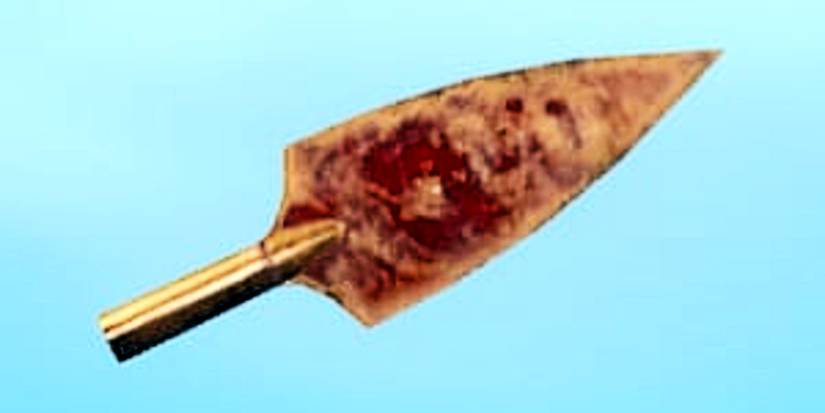 bloody and powerful one-handed slash weapon.