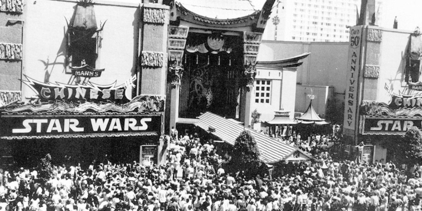 Star Wars premiere 1977 crowd