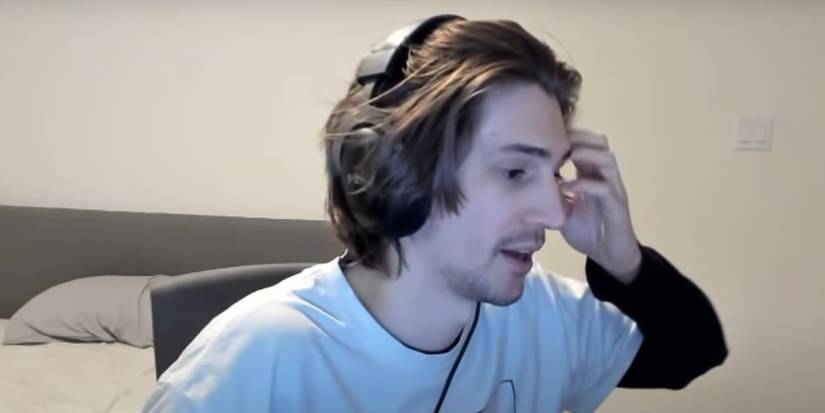 xQc criticizing ASMR streamers
