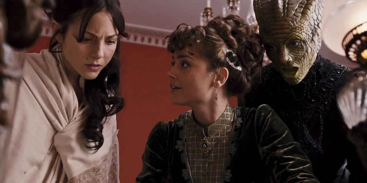 Clara, Vastra & Jenny talking