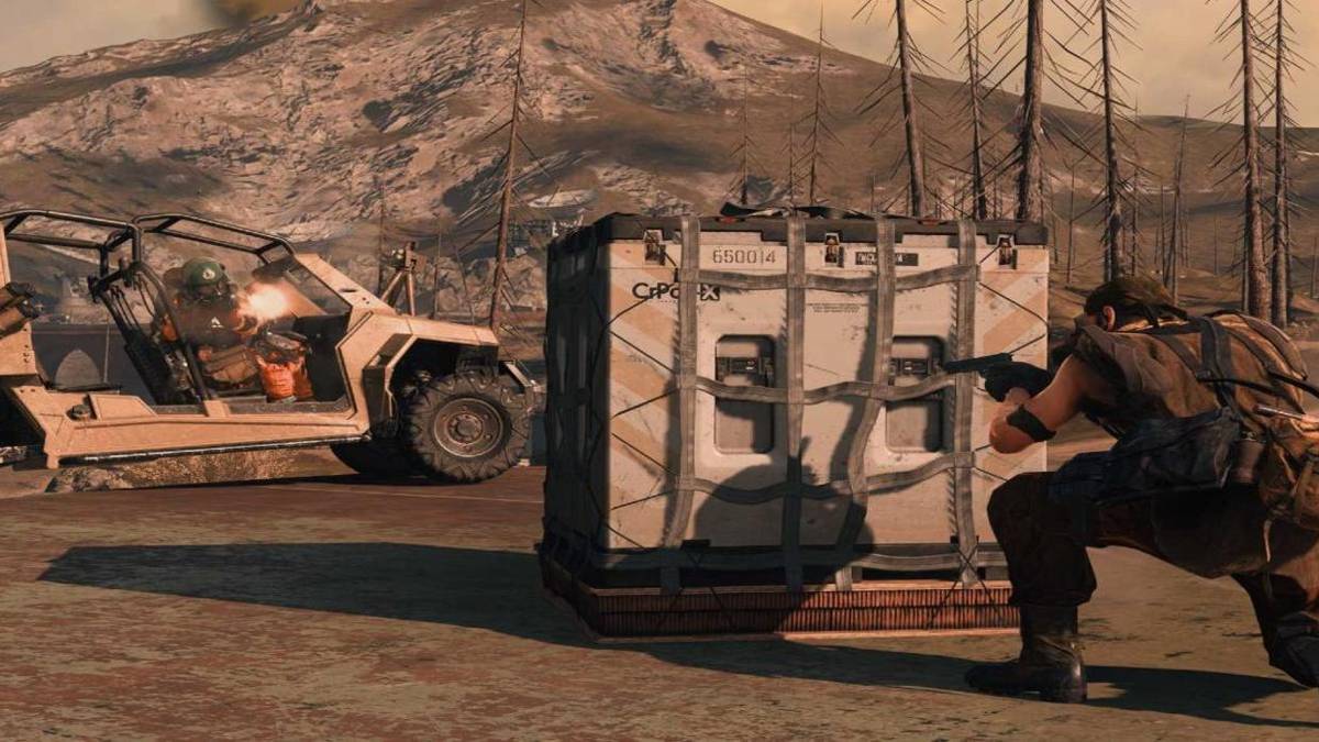 cod warzone player at crate