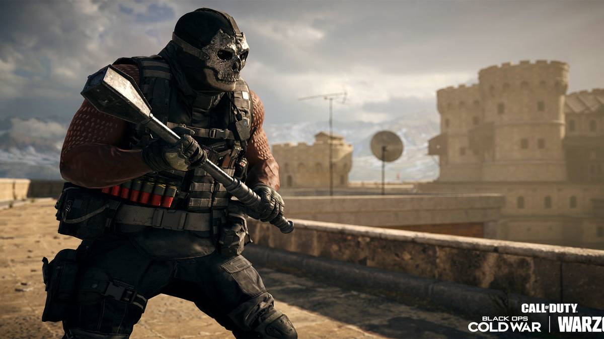 cod warzone player on top of gulag