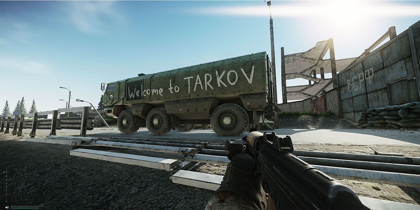 Добро пожаловать в Тарков, нарисованный баллончиком на грузовике