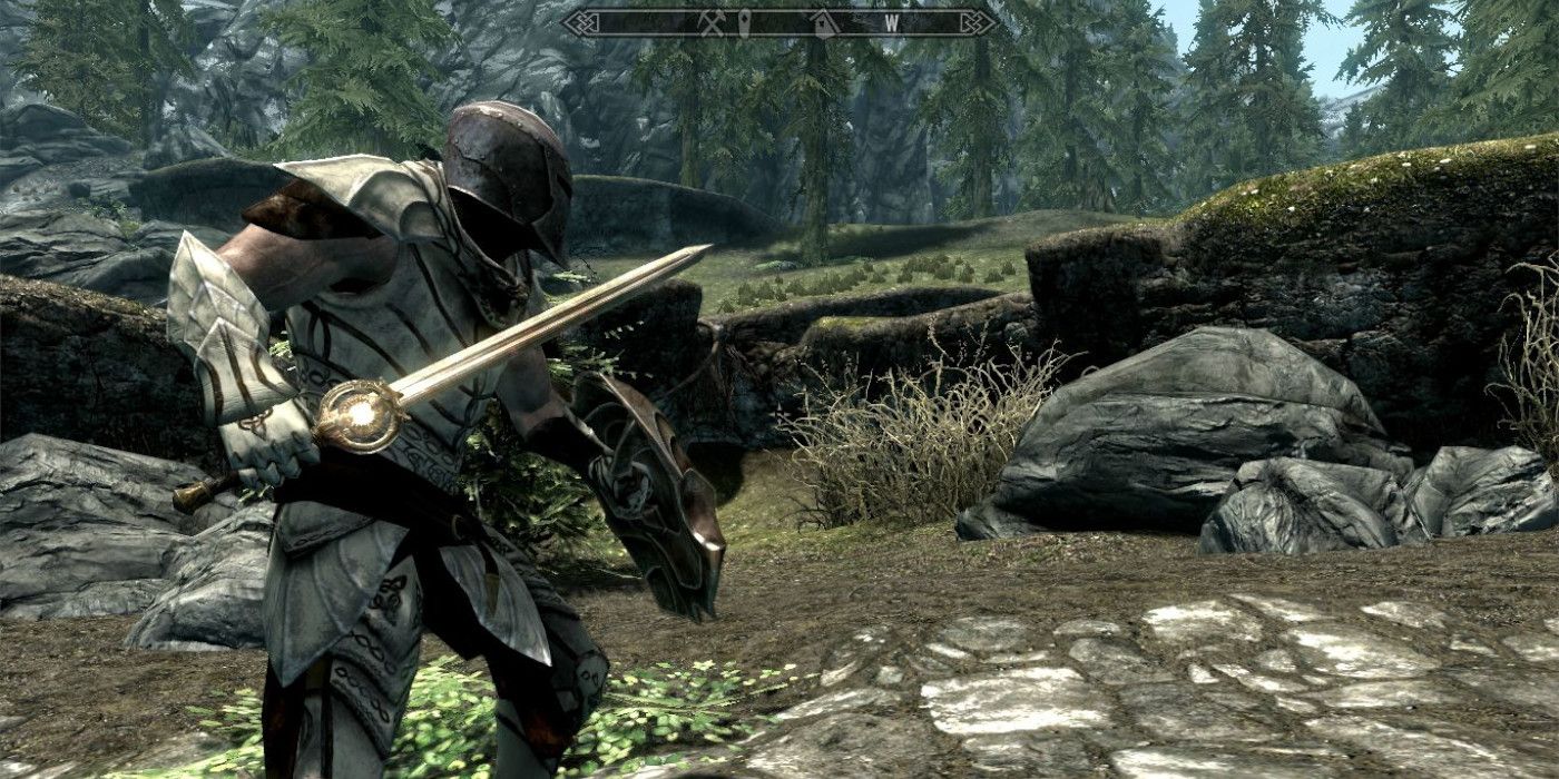 skyrim-player-with-armor-and-dawnbreaker