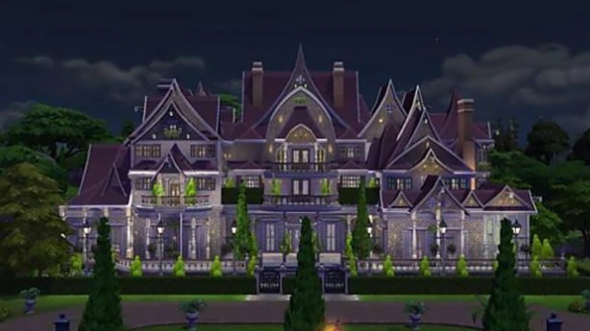 The Sims 4 mansion