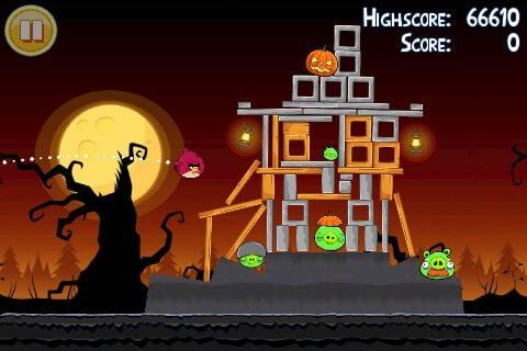 Angry-Birds-Halloween-iPhone game