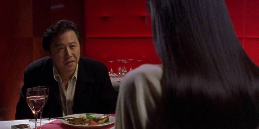 Aoyama in a restaurant in Audition