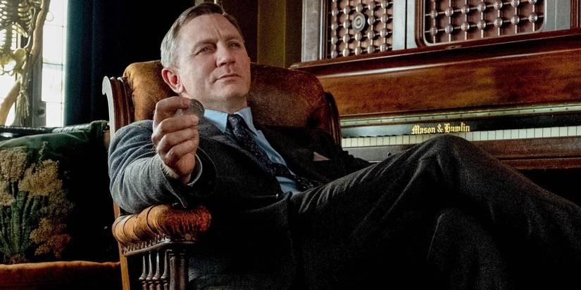 Benoit-Blanc-in-Knives-Out movie