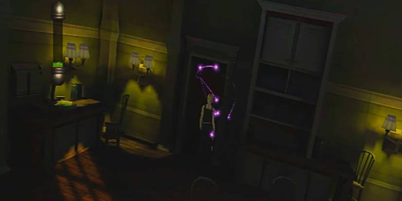 Alex in dark mansion with depleted sanity meter in Eternal Darkness