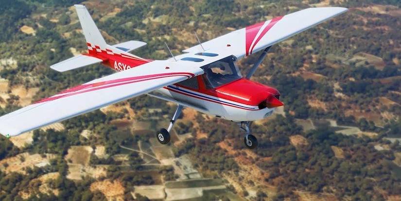 Flight Sim Cessna 152 Flying Over Wooded Area