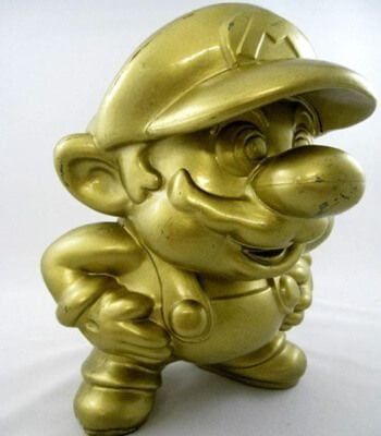 Gold-Mario-Statue