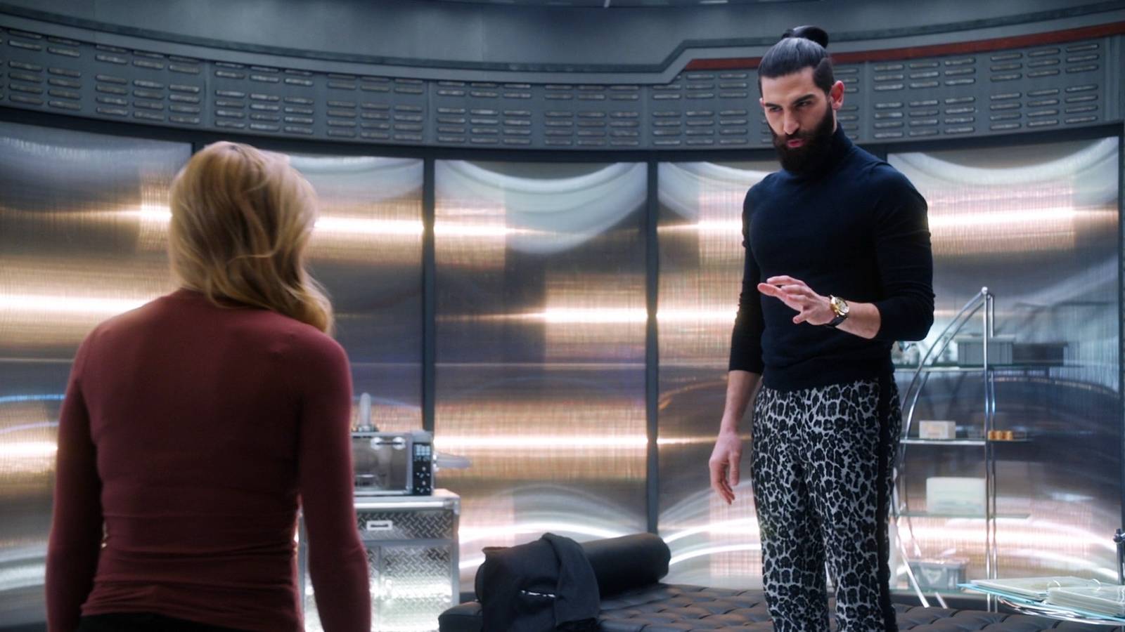 Legends of Tomorrow 13 Bishop Ava