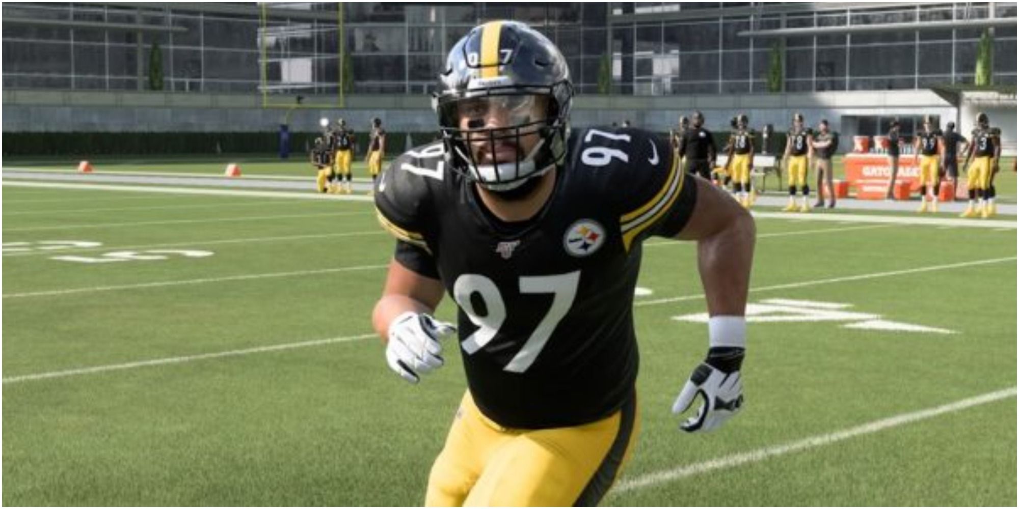 Madden NFL 22 Cameron Heyward Joining The Defensive Huddle