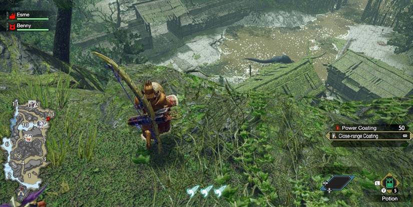 Monster-Hunter-player-carrying-an-egg-transport-1