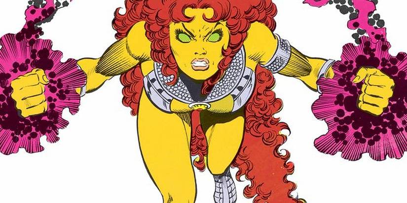 Starfire wears a silver outfit