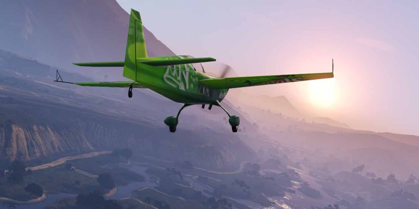 Green plane flying in GTA 5