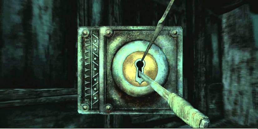 lockpicking in Skyrim